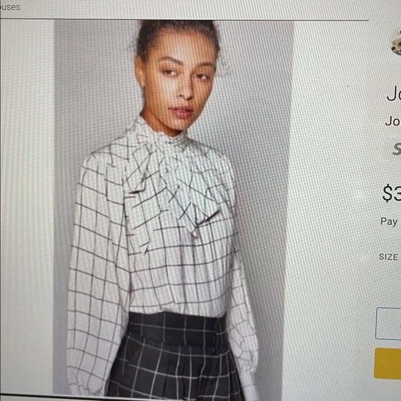 Joie Pitrel Blouse in Windowpane check.
Size M - Picture 4 of 4
